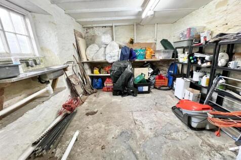 Basement/ Cellar