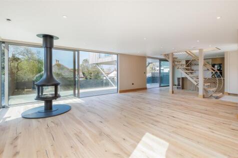 Open Plan Living 1-2