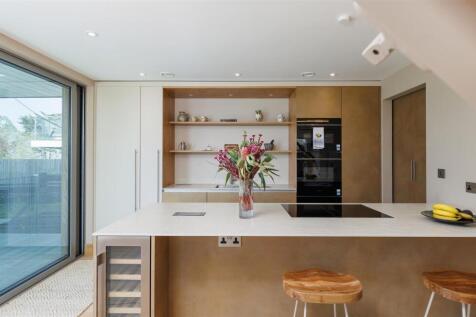 Kitchen 1-1