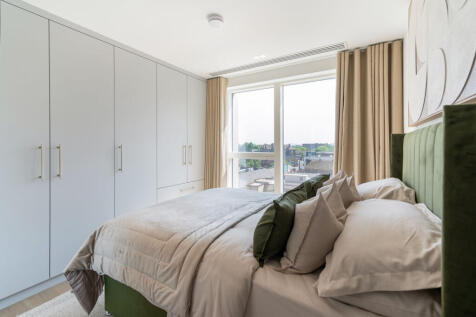 93443_Empire-House (15)_low.jpg