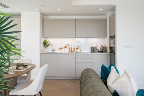 93443_Empire-House (8)_low (1).jpg