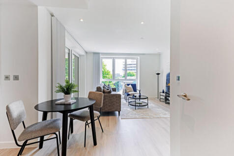 93456_Eeko Agar Grove (7)_low.jpg