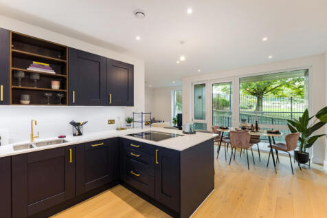 99050_Flat 1 Wrest House 27 Inglis Way  (6).jpg