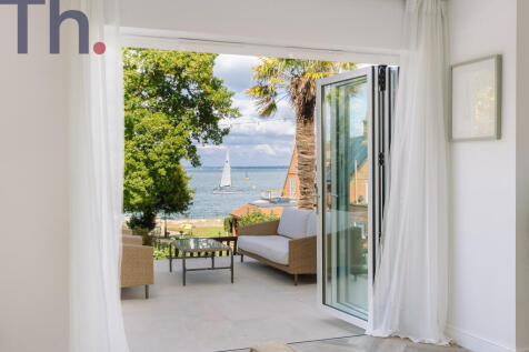 Lounge Area with direct Solent Views