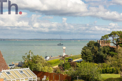 Uninterrupted Solent Views
