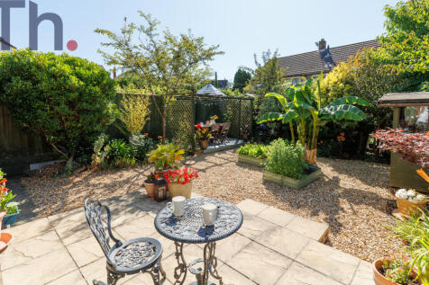 Well Maintained Rear Garden