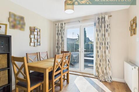 CAM03850G0-PR0101-STILL009 Amended.jpg