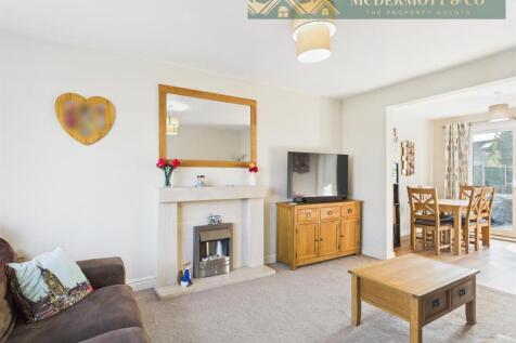 CAM03850G0-PR0101-STILL007 Amended.jpg