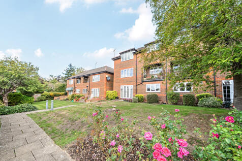 1350815-3-68bffe2...