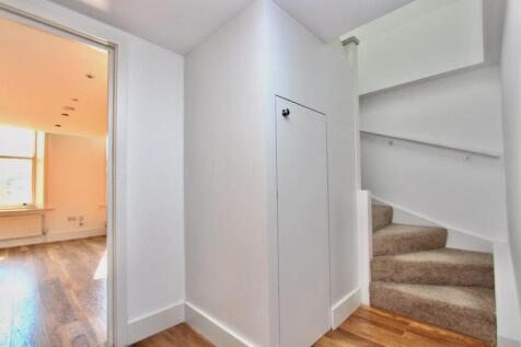 Stoke Newington High Street, N16