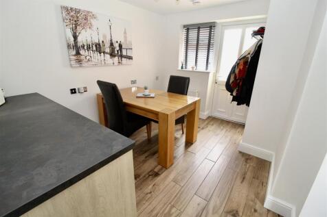 Annex Studio Bedroom/Further Reception