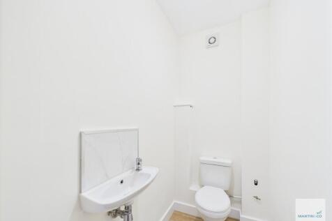 CAM03394G0-PR0348...