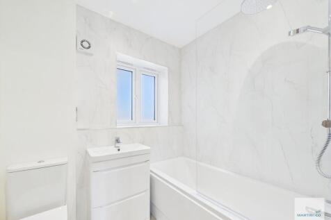 CAM03394G0-PR0348...