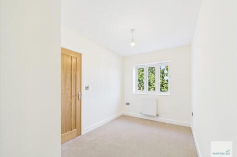 CAM03394G0-PR0348...