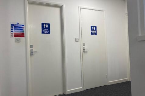 Suite 5 Crescent 6.jpg