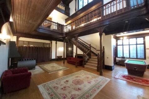 Ground Floor Hallway