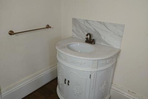 Bedroom 1 Vanity Unit