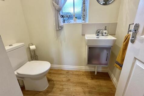 downstairs wc