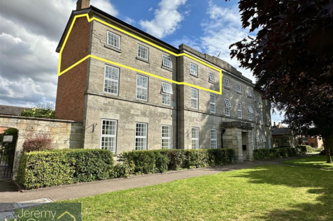 11 Kinwarton _Front Outline.png