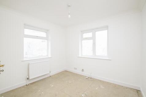 250423 - 15 High View, Bedford - 19