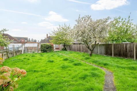 250423 - 15 High View, Bedford - 07