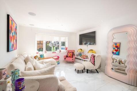 250930 - 15 Brockwell, Oakley - 18