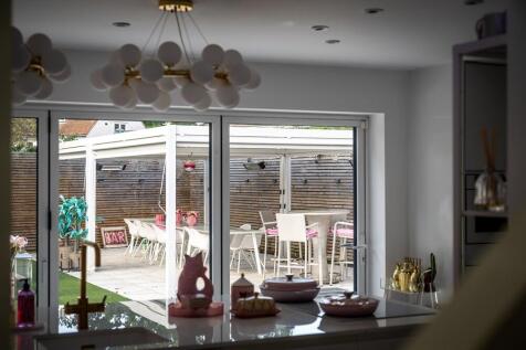 250930 - 15 Brockwell, Oakley - 10