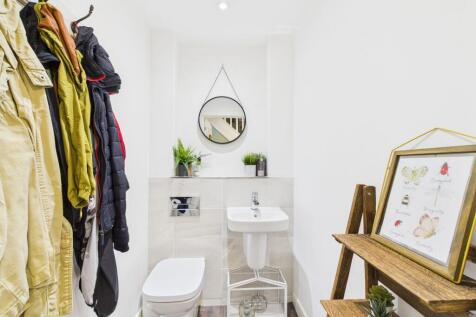 Ground Floor Cloaks/W.C.