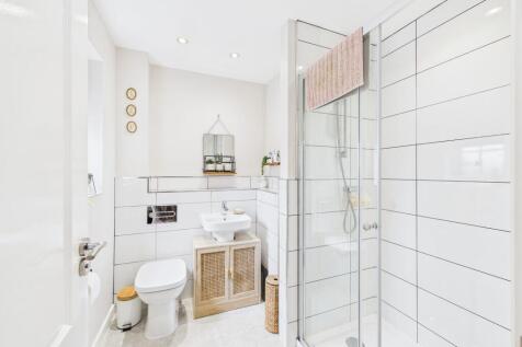 Principal Bedroom Ensuite