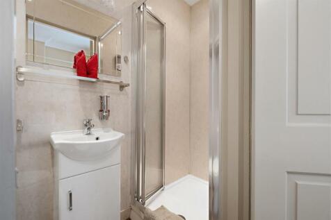 BEDROOM 3 EN-SUITE