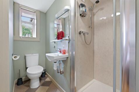 BEDROOM 5 EN-SUITE