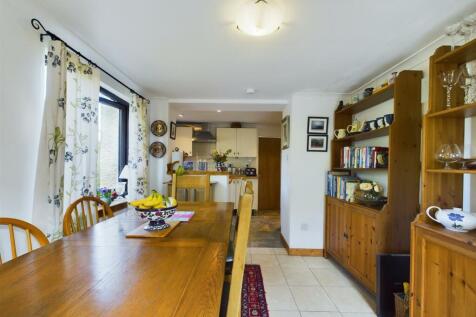 Kitchen and Dinner