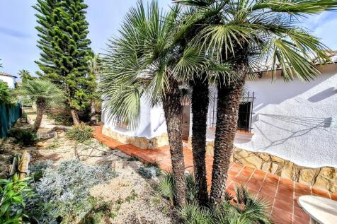Property Image 4
