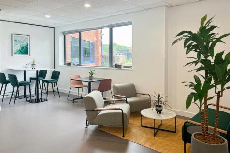 Regus_Leamington Spa_UK_Centre 7855_Business Lounge 2.jpg