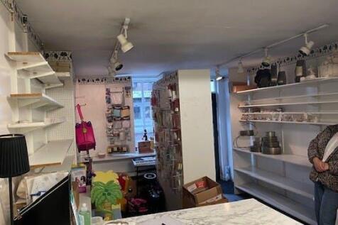 Inside 35A Southam Rd.jpg