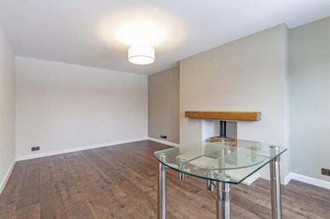 Reception Room-4.jpg