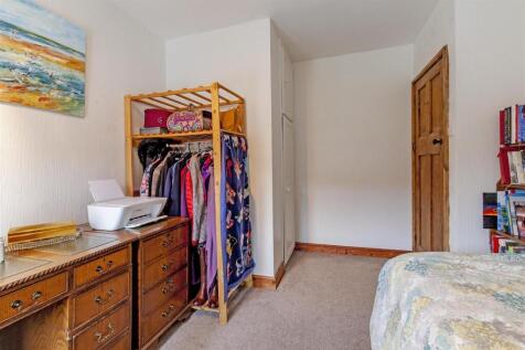 Bedroom 2-3.jpg