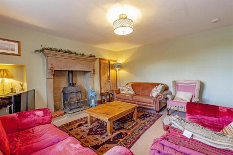 Reception Room-2.jpg