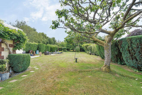 1331947-15-688a15...