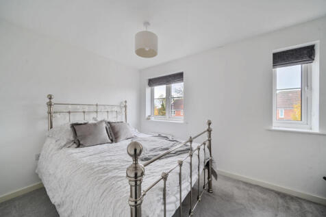 1364648-15-69049f...