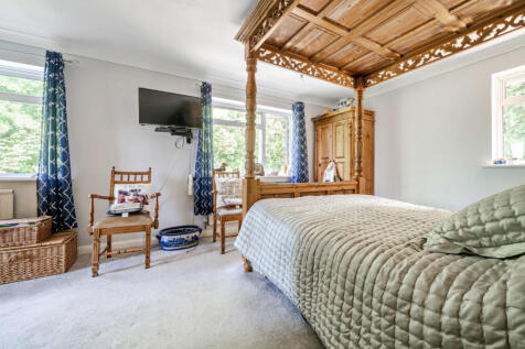 1304278-22-685136...