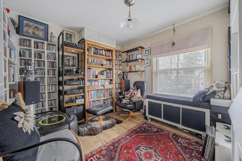 1382373-12-691c8f...