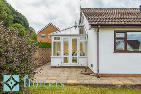 16 Underhill Crescent, Knighton-6.jpg