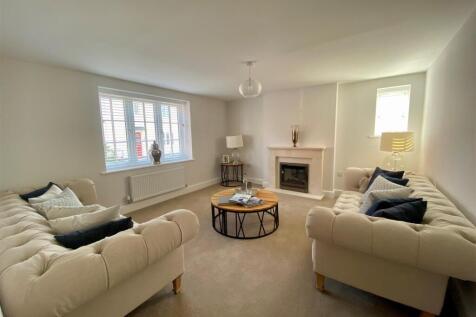 Polt 138 Sitting Room.jpg