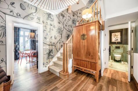 Entrance hall