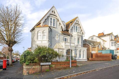 Oaklands Guest House