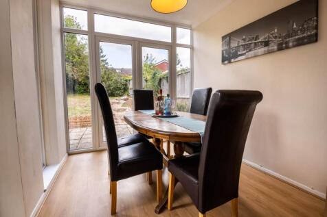 56_Hillside_Avenue_C