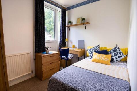 12_Nursery_Walk_Cant