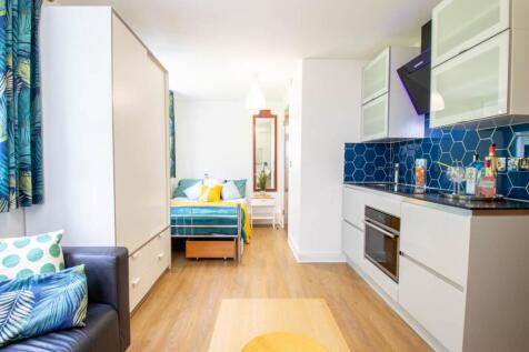 1_WW_Apt_2_Canterbur