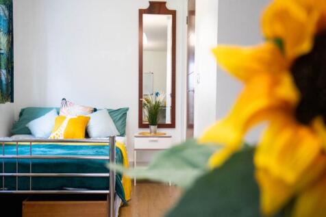 1_WW_Apt_2_Canterbur